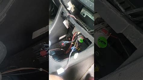 removing the center console of a sebring Ebook Kindle Editon